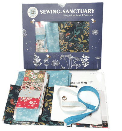 BAGS | 10'' MAKE UP BAG KIT 3 WITH JELLY ROLL