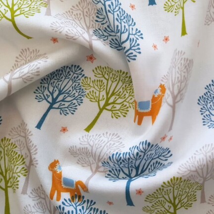 COTTON | HORSE FOREST (White)