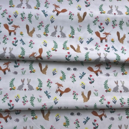 CORDUROY | FOREST FRIENDS HAPPY TIME TOGETHER (White)